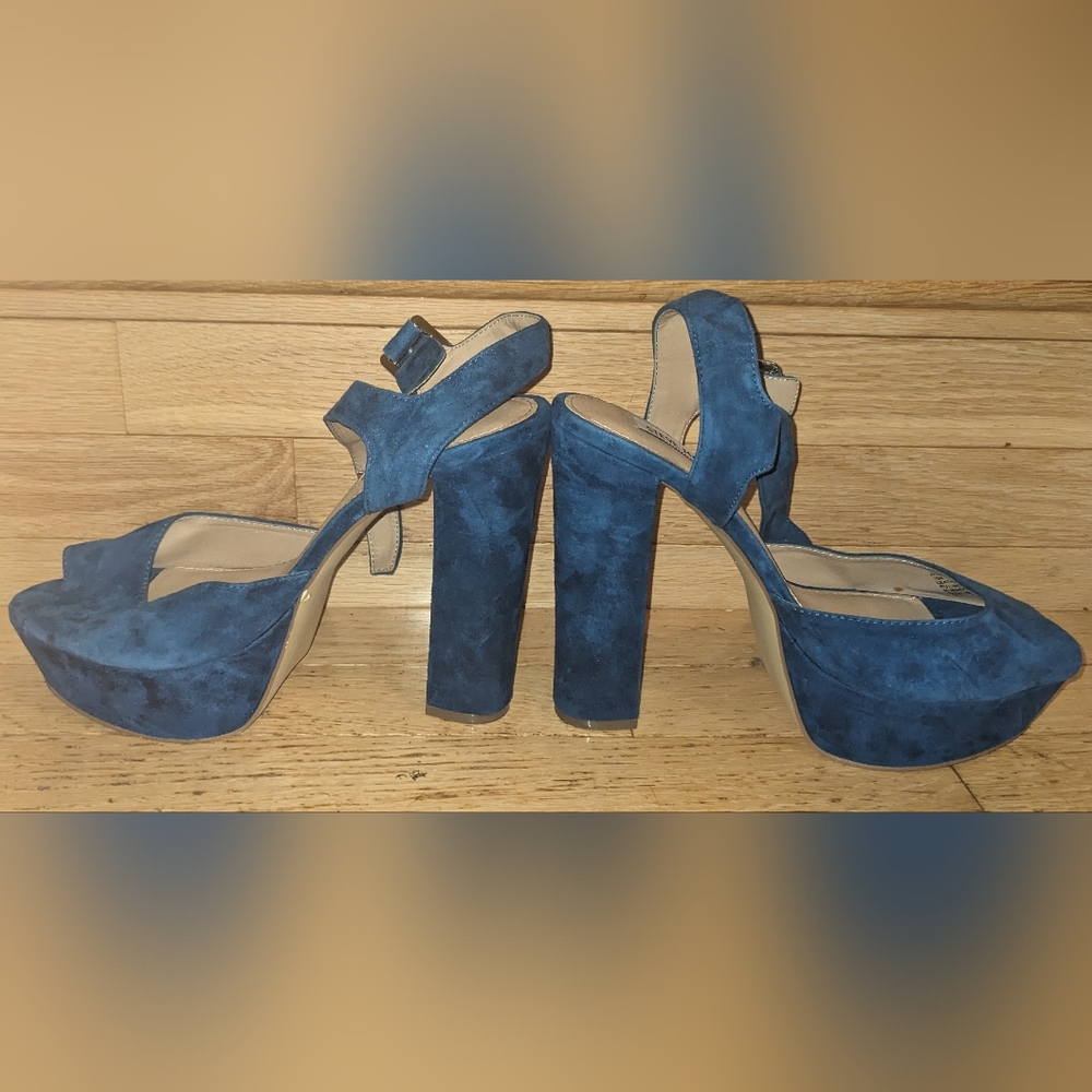 Steve Madden Navy Suede Platform Peep Toe Sandals - Picture 3 of 6
